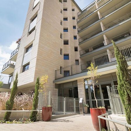 Haneviim Apartment In The Heart Of Jerusalem Exterior photo